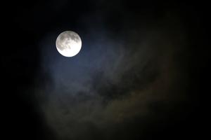 LIBANO-BEIRUT-LUNA