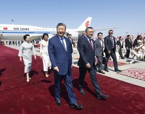 KIRGUISTAN-BISHKEK-CHINA-XI JINPING-CUMBRE DE LA OCS-VISITA DE ESTADO-LLEGADA