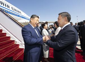 KIRGUISTAN-BISHKEK-CHINA-XI JINPING-CUMBRE DE LA OCS-VISITA DE ESTADO-LLEGADA