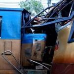 BANGLADESH-CUMILLA-TREN-AUTOBUS-COLISION