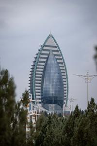 TURKMENISTAN-ASJABAD-VISTAS DE LA CIUDAD