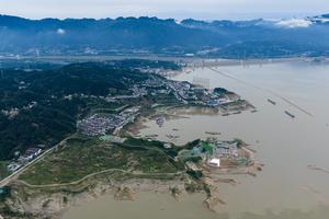 CHINA-HUBEI-YICHANG-TRES GARGANTAS-NUEVO PROYECTO DE VIA FLUVIAL