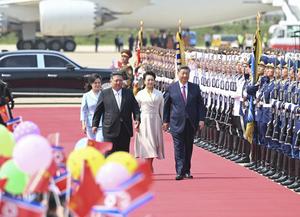 RPDC-PYONGYANG-CHINA-XI JINPING-KIM JONG UN-CEREMONIA DE DESPEDIDA