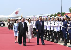 RPDC-PYONGYANG-CHINA-XI JINPING-KIM JONG UN-CEREMONIA DE DESPEDIDA