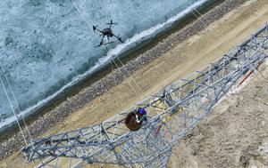 CHINA-XINJIANG-ALTAY-AVES MIGRATORIAS-MANTENIMIENTO DE LA RED