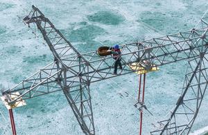 CHINA-XINJIANG-ALTAY-AVES MIGRATORIAS-MANTENIMIENTO DE LA RED