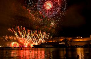 MALTA-LA VALETA-FESTIVAL INTERNACIONAL DE FUEGOS ARTIFICIALES-CLAUSURA