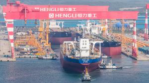 CHINA-LIAONING-DALIAN-HENGLI HEAVY INDUSTRIES-PARQUE INDUSTRIAL-FABRICA DEL FUTURO