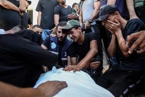 MEDIO ORIENTE-CIUDAD DE GAZA-BOMBARDEO ISRAELI-POLICIAS-FUNERAL
