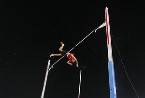 JAPON-NAGOYA-JUEGOS ASIATICOS-ATLETISMO-SALTO CON PERTIGA MASCULINO-FINAL