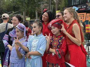 CHINA-GUANGXI-NANNING-MUSICOS BRASILEÑOS