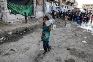 MEDIO ORIENTE-CIUDAD DE GAZA-PALESTINOS DESPLAZADOS-AGUA