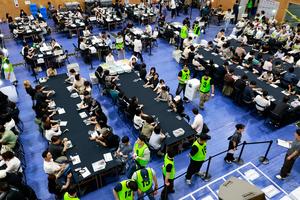 REPUBLICA DE COREA-SEUL-ELECCIONES-CONTEO DE VOTOS