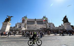 ITALIA-ROMA-TURISMO VACACIONAL