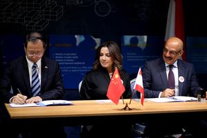 LIBANO-BEIRUT-CHINA-AYUDA HUMANITARIA-ENTREGA