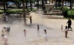 MEDIO ORIENTE-JERUSALEN-OLA DE CALOR