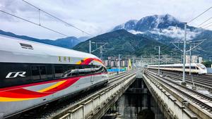 CHINA-HUBEI-YICHANG-XINGSHAN-FERROCARRIL DE ALTA VELOCIDAD-OPERACION