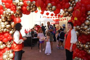 EEUU-NEWPORT BEACH-CHINA-TURISMO INVERNAL-PROMOCION