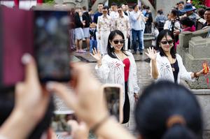 CHINA-YUNNAN-MOJIANG-GEMELOS-FESTIVAL
