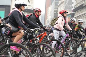 ARGENTINA-BUENOS AIRES-DIA MUNDIAL DE LA BICICLETA