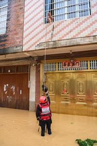 CHINA-GUANGXI-NANNING-INUNDACION-RESCATE