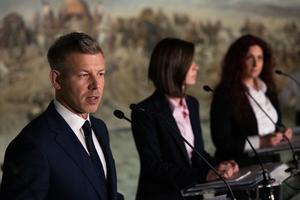 HUNGRIA-OPUSZTASZER-NUEVO GOBIERNO-PRIMERA CONFERENCIA DE PRENSA