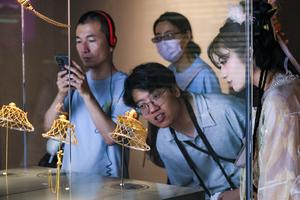 CHINA-SHAANXI-XI'AN-MUSEO DE HISTORIA-EXPOSICION