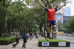 MEXICO-CIUDAD DE MEXICO-COPA MUNDIAL DE LA FIFA 2026-ESCULTURAS GIGANTES