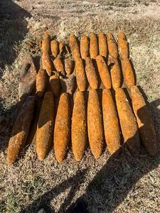 FILIPINAS-CIUDAD DE PASAY-AEROPUERTO INTERNACIONAL-ARTEFACTOS EXPLOSIVOS ANTIGUOS