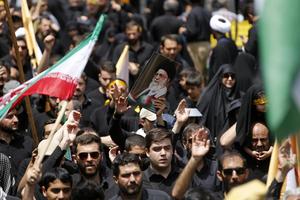 IRAN-TEHERAN-KHAMENEI-APOYO-MANIFESTACION