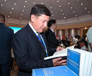 KIRGUISTAN-BISKEK-INFORME DEL THINK TANK-EL PENSAMIENTO DE XI JINPING SOBRE LA CONSTRUCCION DEL PARTIDO-PUBLICACION