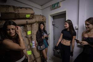 ISRAEL-IRAN-CONFLICTO MILITAR EN CURSO-VIDA COTIDIANA