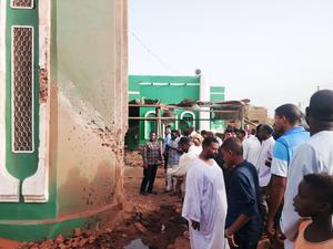SUDAN-AL-DROSHAB-ATAQUE CON DRON-MEZQUITA DAÑADA