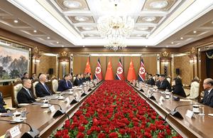 RPDC-PYONGYANG-CHINA-XI JINPING-KIM JONG UN-CONVERSACIONES