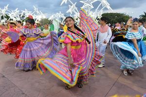 NICARAGUA-MANAGUA-DIA NACIONAL DEL HUIPIL