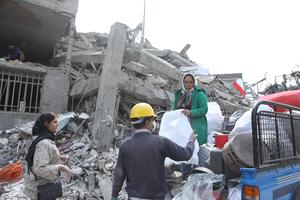 IRAN-TEHERAN-VIVIENDAS DESTRUIDAS