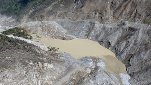 CHINA-XIZANG-GYIRONG-AVALANCHA DE LODO-LAGO DE BARRERA