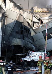 REPUBLICA DE COREA-DAEJEON-FABRICA DE AUTOPARTES-INCENDIO