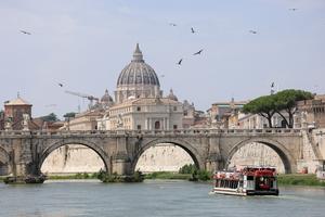 ITALIA-ROMA-RIO TIBER-OLA DE CALOR