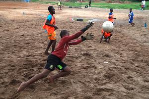 COTE D'IVOIRE-ABIYAN-FUTBOL-NIÑOS