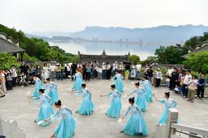 CHINA-VACACIONES DEL PRIMERO DE MAYO-TURISMO