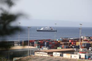 CABO VERDE-PRAIA-CRUCERO HOLANDES-PREOCUPACIONES DE SALUD