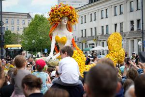 POLONIA-VARSOVIA-DESFILE DE LAS SIRENAS