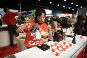 ARGENTINA-BUENOS AIRES-FERIA-CAFE