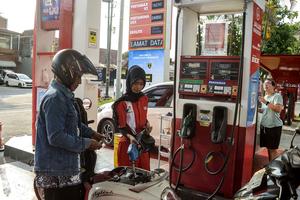 INDONESIA-YOGYAKARTA-PRECIO DE LA GASOLINA PERTAMAX SIN SUBVENCIONES-AUMENTO