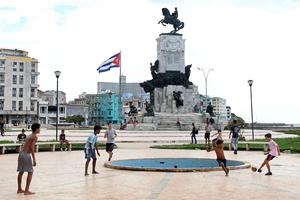 CUBA-HABANA-VIDA COTIDIANA-FUTBOL