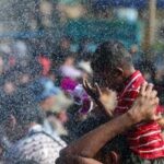 MYANMAR-YANGON-FESTIVAL DEL AGUA DE THINGYAN-CELEBRACION
