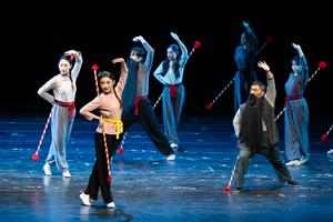 CHINA-HUBEI-WUHAN-RIO YANGTSE-CULTURA-EVENTO