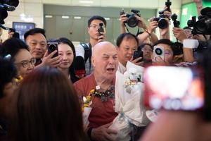 CHINA-HENAN-ZHENGZHOU-RONALD SAKOLSKY-VISITA
