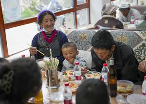 CHINA-XIZANG-XIGAZE-AVALANCHA DE LODO-EVACUACION